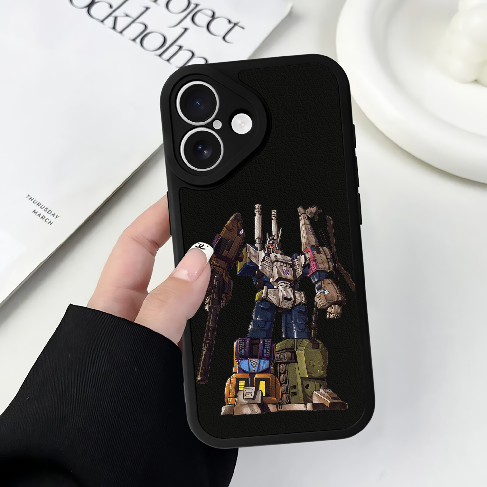 （画像用）  【iPhone 16シリーズ対応】シリコンスマホケース（レザー調） 材質：シリコン